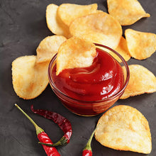 Carregar imagem no visualizador da galeria, Salsa Sriracha Chilli 225g Flying Goose
